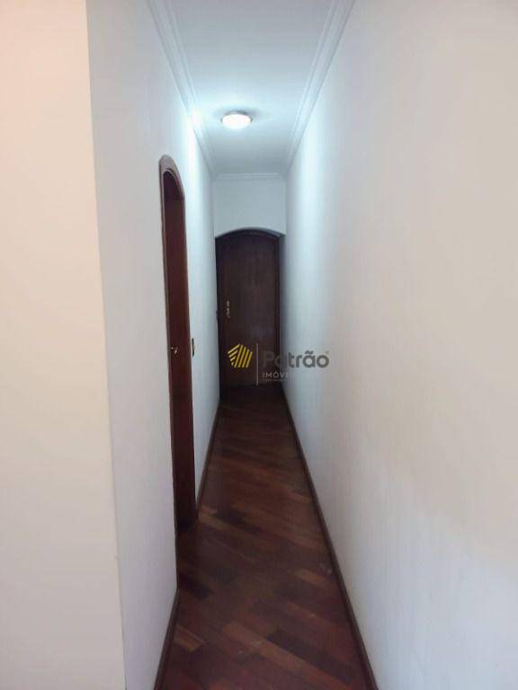 Sobrado à venda com 3 quartos, 225m² - Foto 14