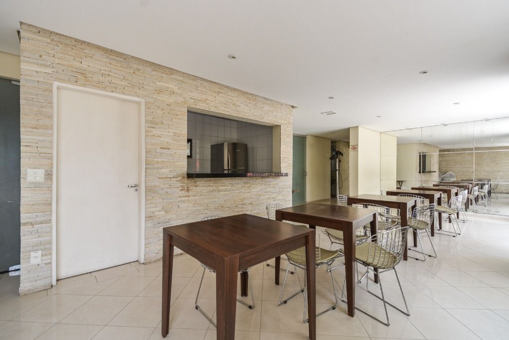 Apartamento à venda com 2 quartos, 65m² - Foto 35