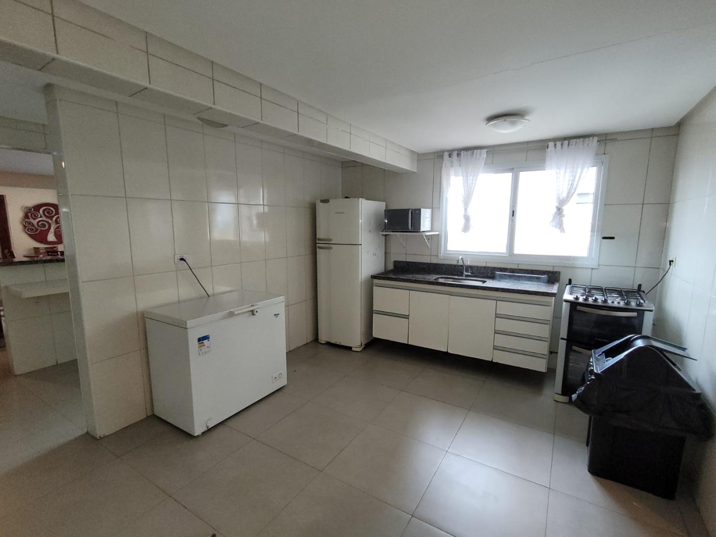 Apartamento à venda com 2 quartos, 76m² - Foto 29