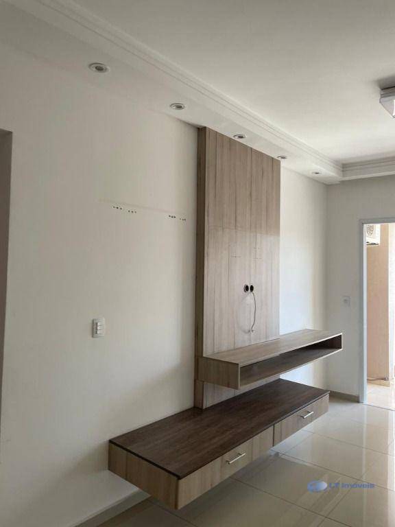 Apartamento à venda e aluguel com 2 quartos, 66m² - Foto 13