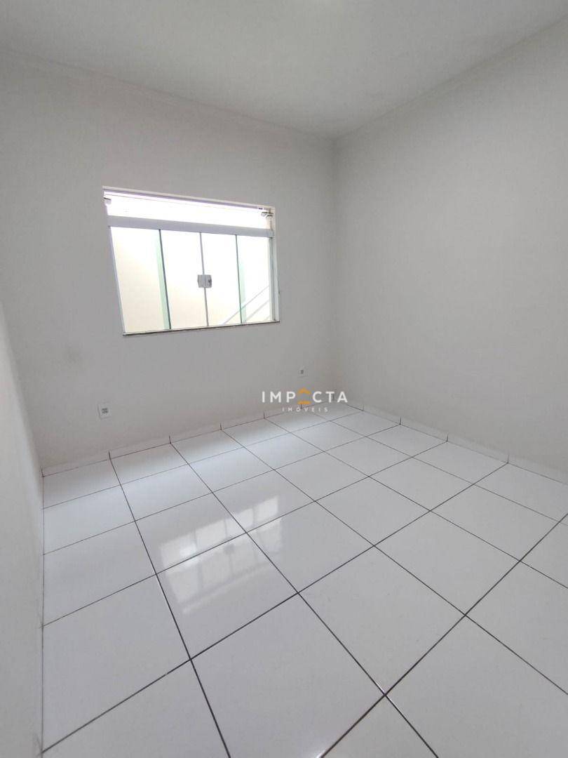 Casa à venda com 2 quartos, 145m² - Foto 8