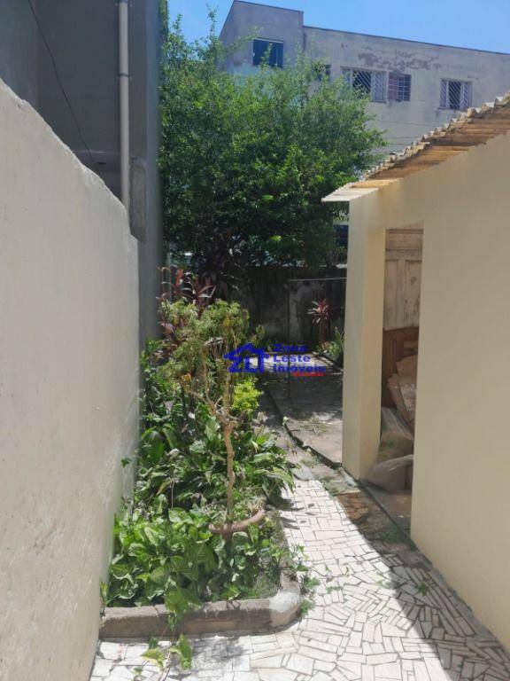 Sobrado à venda com 2 quartos, 126m² - Foto 4