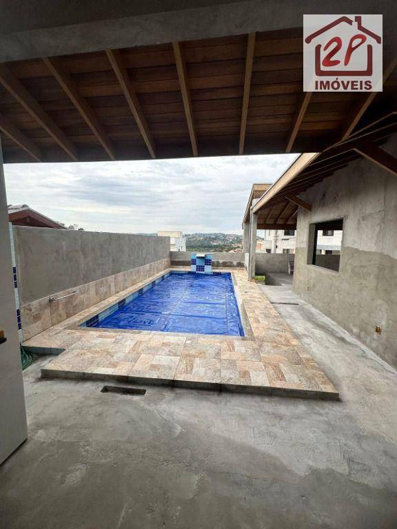 Casa de Condomínio à venda com 3 quartos, 167m² - Foto 1