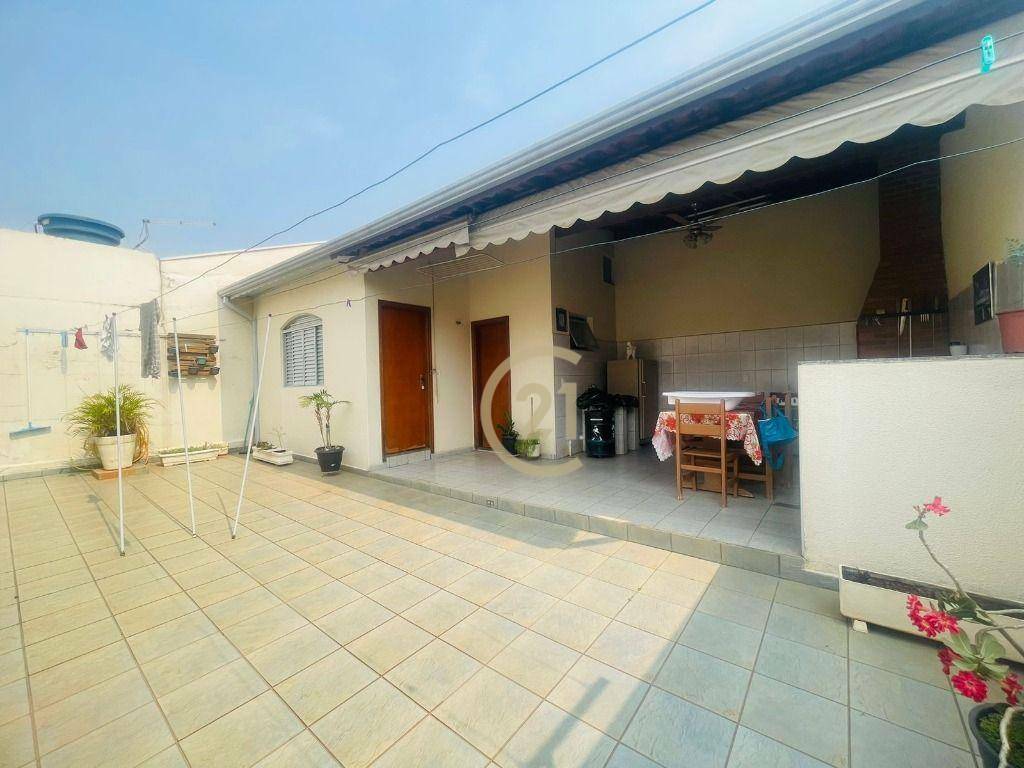 Casa à venda com 3 quartos, 186m² - Foto 14