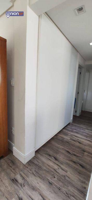 Apartamento à venda com 2 quartos, 105m² - Foto 8