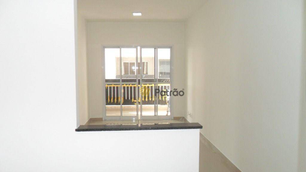 Apartamento para alugar com 2 quartos, 64m² - Foto 19