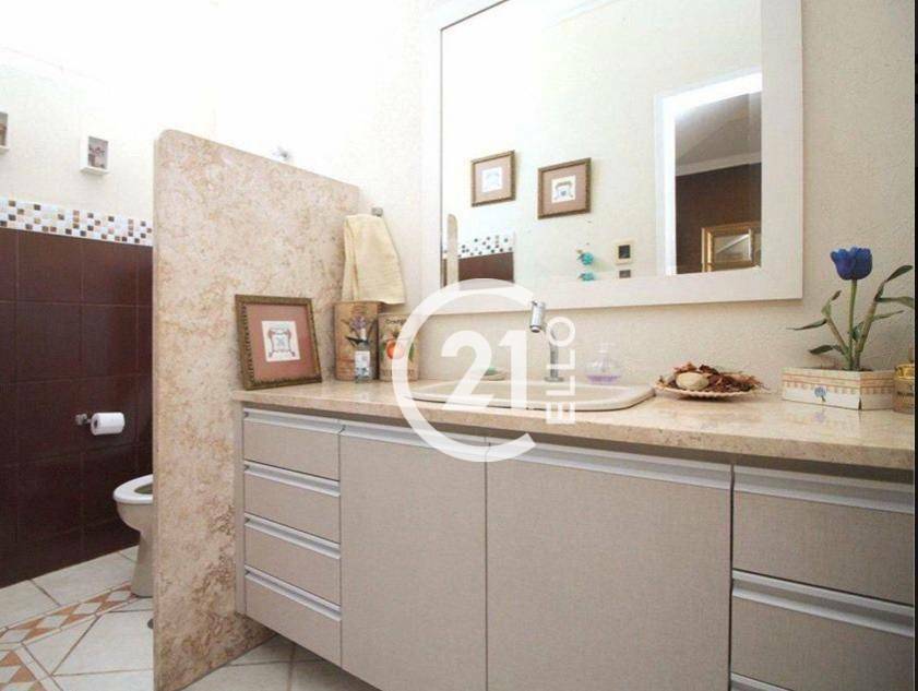 Casa à venda com 4 quartos, 450m² - Foto 19