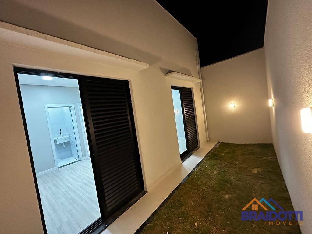 Casa à venda com 3 quartos, 141m² - Foto 16