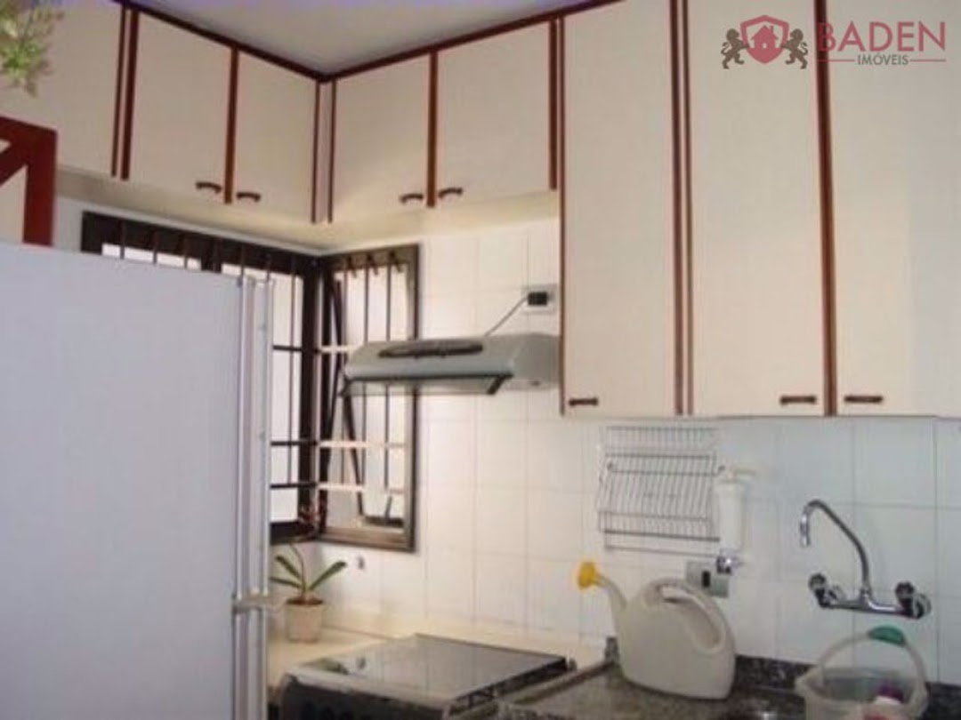 Apartamento à venda com 1 quarto, 60m² - Foto 6