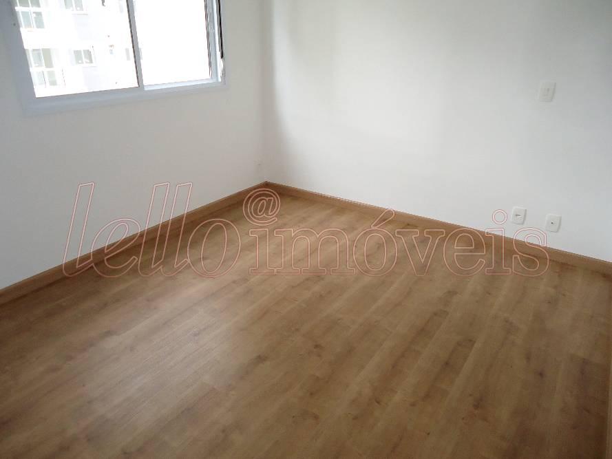 Apartamento para alugar com 3 quartos, 135m² - Foto 18