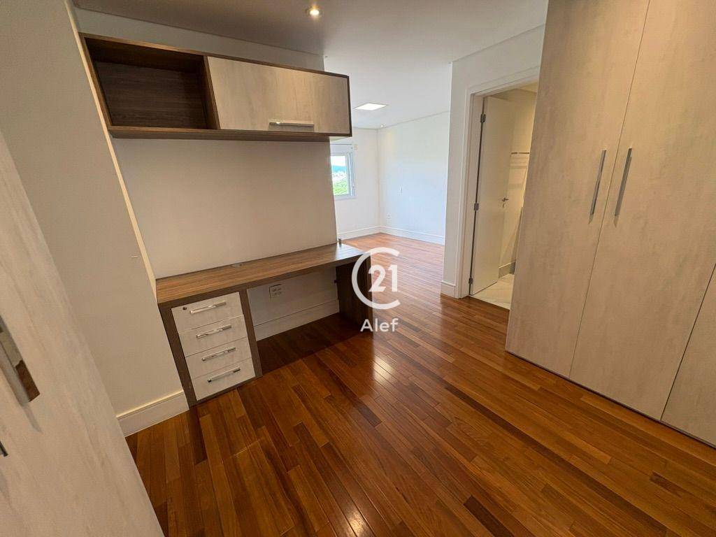 Apartamento à venda com 4 quartos, 241m² - Foto 26