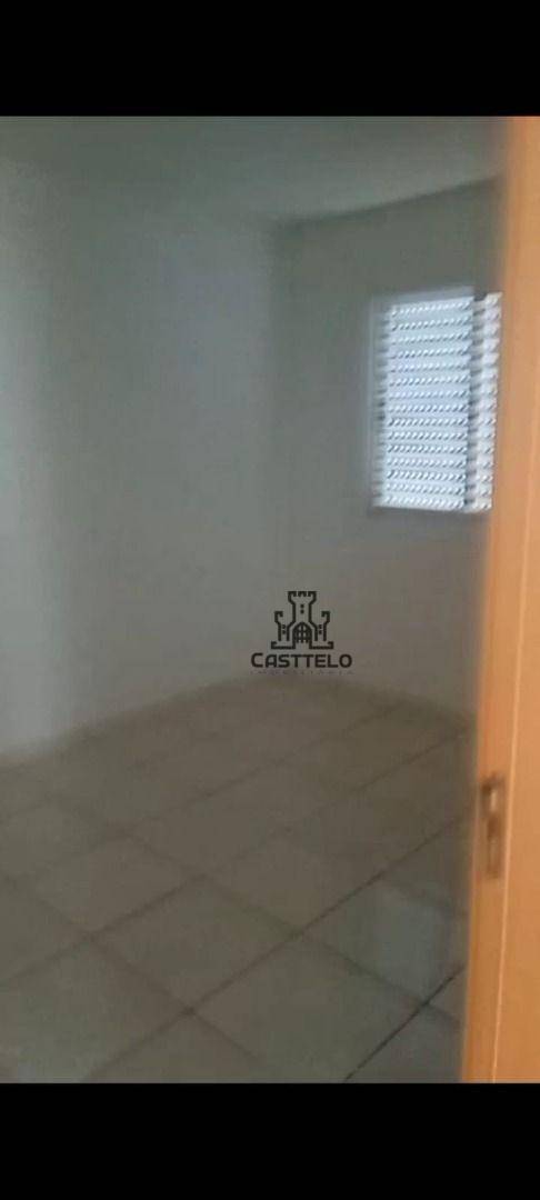 Apartamento à venda com 2 quartos, 50m² - Foto 4