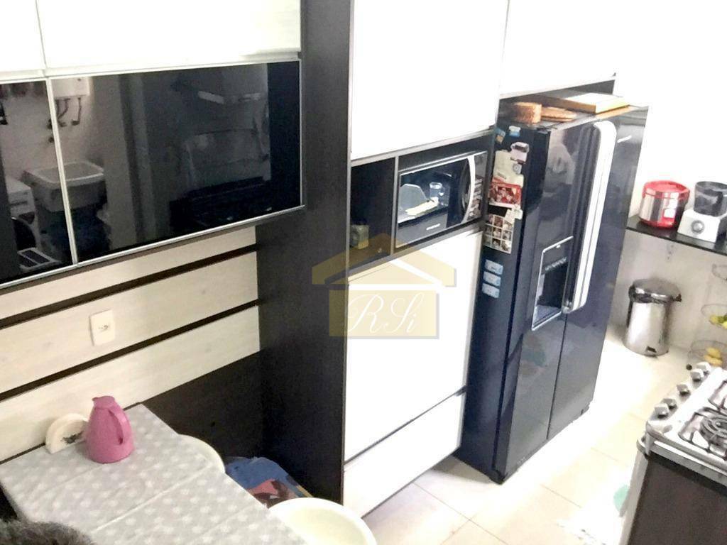 Apartamento à venda com 3 quartos, 90m² - Foto 23