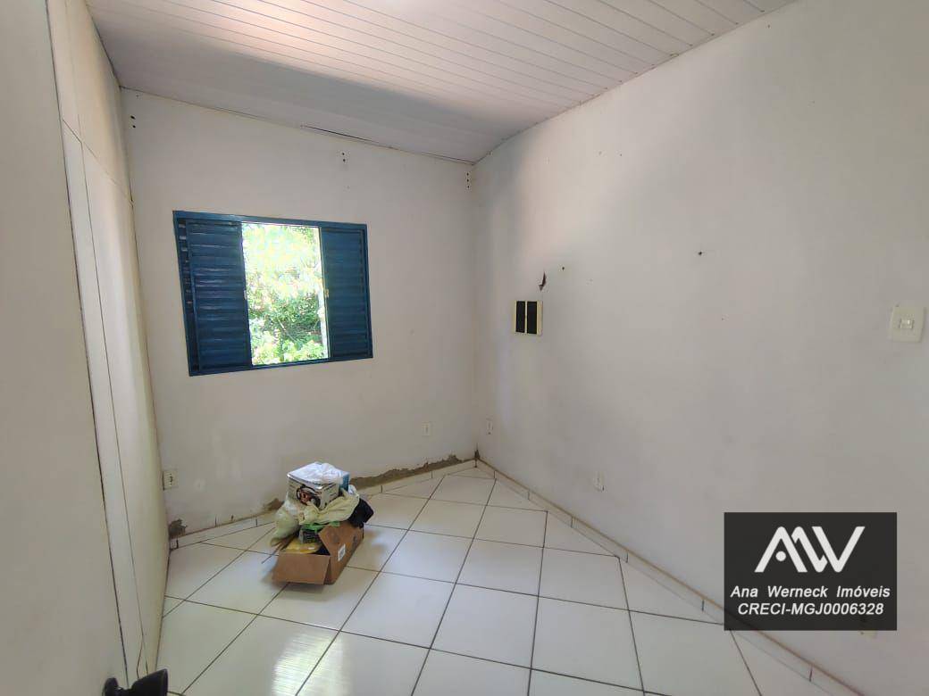 Casa à venda com 3 quartos, 70m² - Foto 7