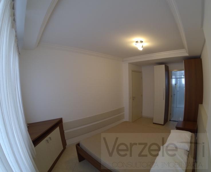 Apartamento à venda com 3 quartos, 127m² - Foto 19