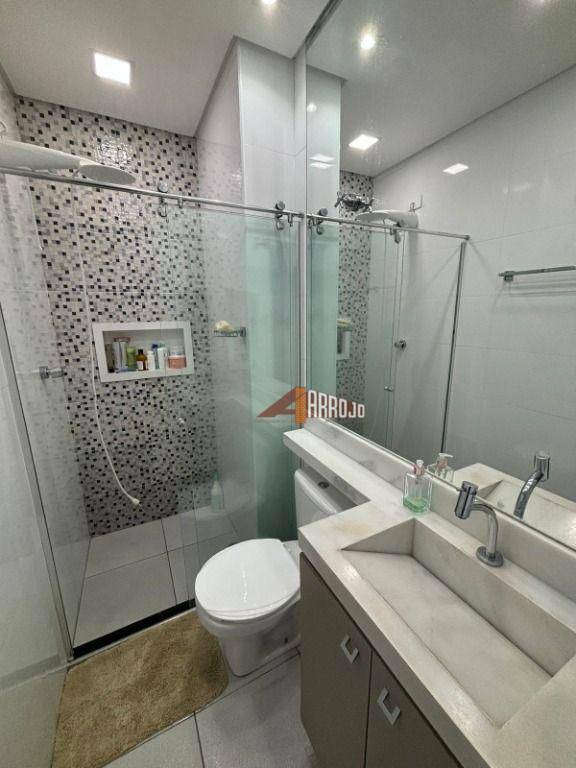 Apartamento à venda com 2 quartos, 40m² - Foto 5