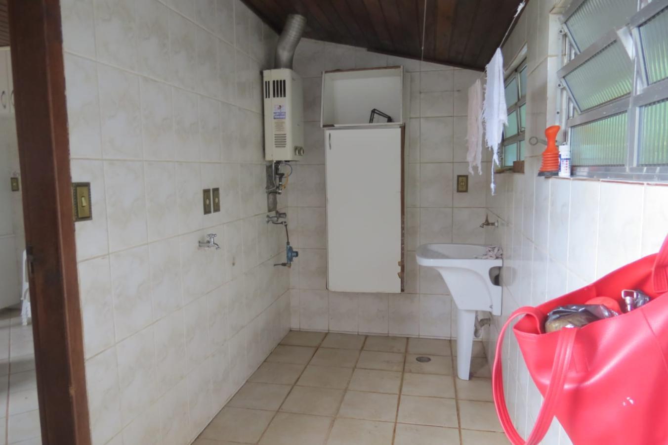 Chácara à venda com 3 quartos, 2960m² - Foto 16