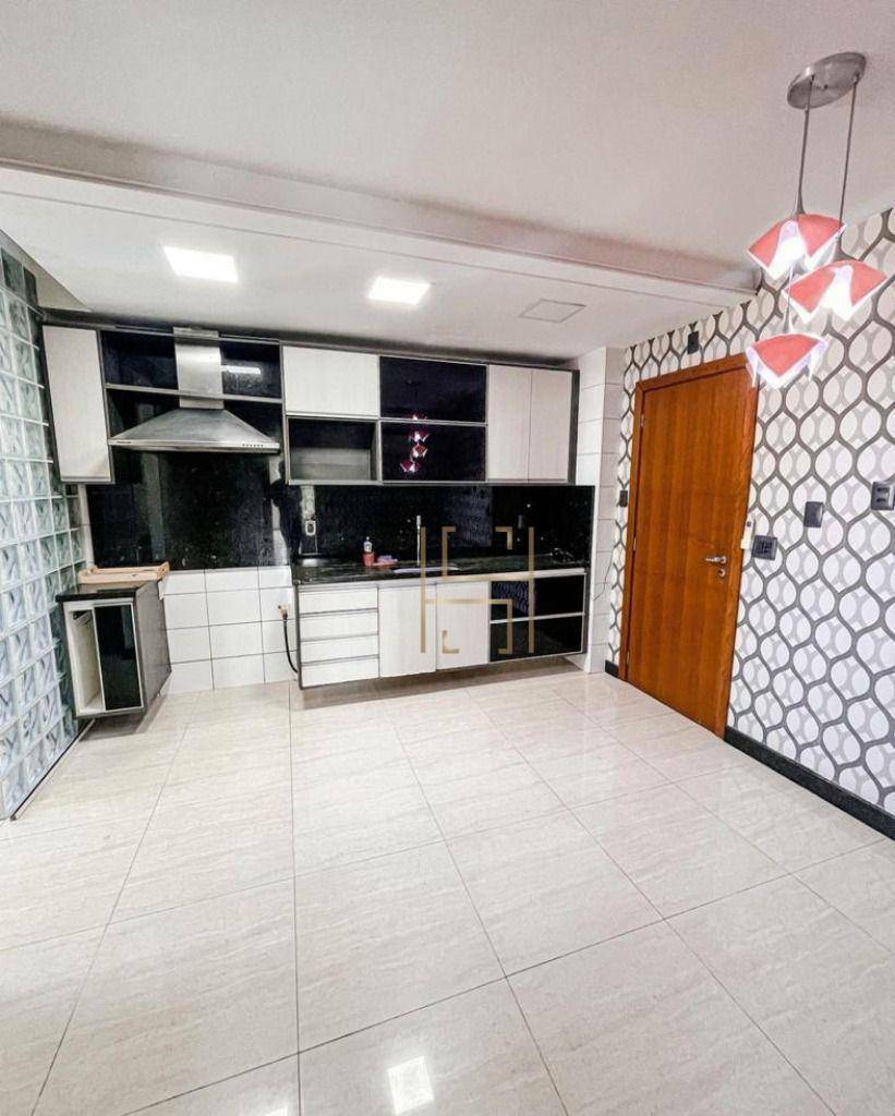 Apartamento à venda com 4 quartos, 132m² - Foto 13