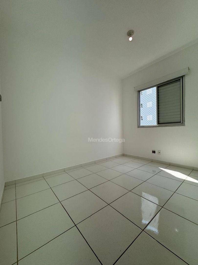 Apartamento para alugar com 2 quartos, 47m² - Foto 11