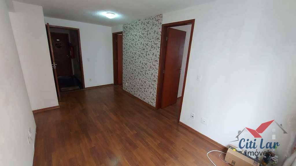 Apartamento à venda com 2 quartos, 45m² - Foto 2