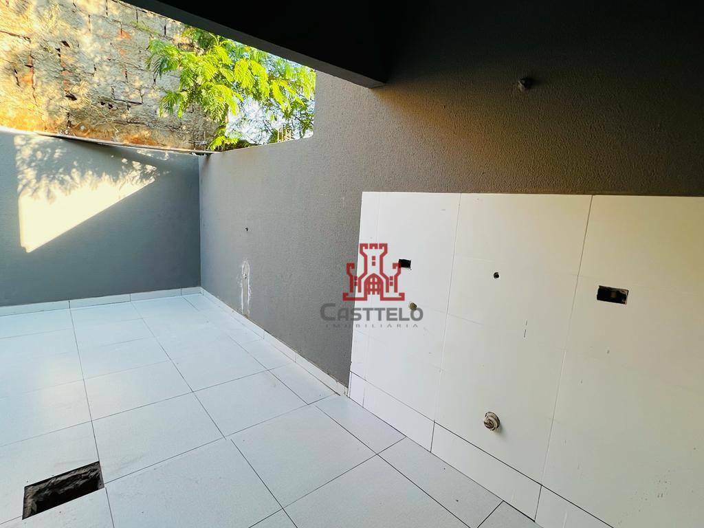 Casa à venda com 3 quartos, 80m² - Foto 12