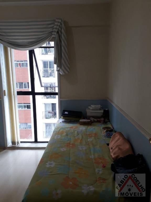 Apartamento à venda com 3 quartos, 96m² - Foto 3