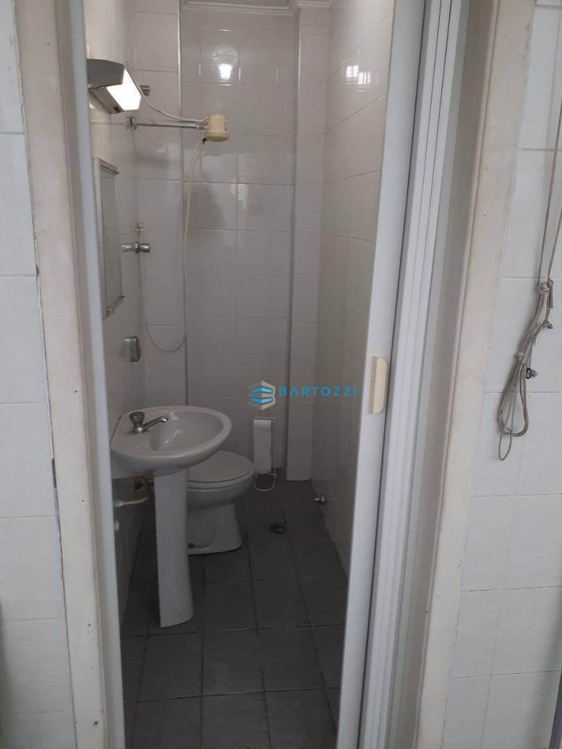 Apartamento à venda com 3 quartos, 210m² - Foto 18