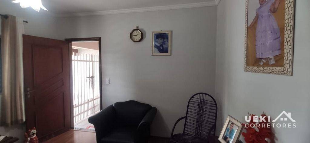 Casa à venda com 3 quartos, 120m² - Foto 4