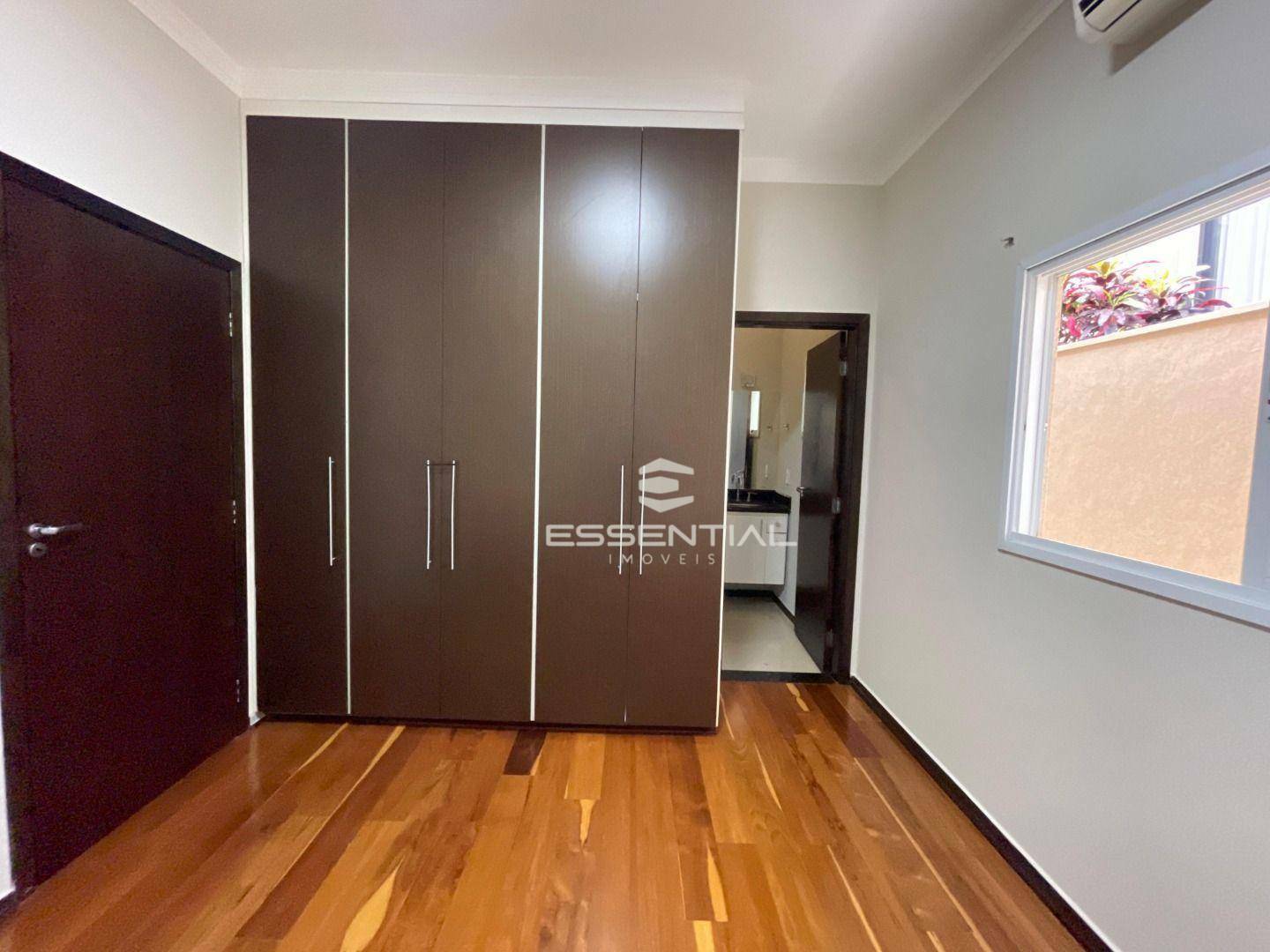 Casa de Condomínio à venda com 3 quartos, 220m² - Foto 32