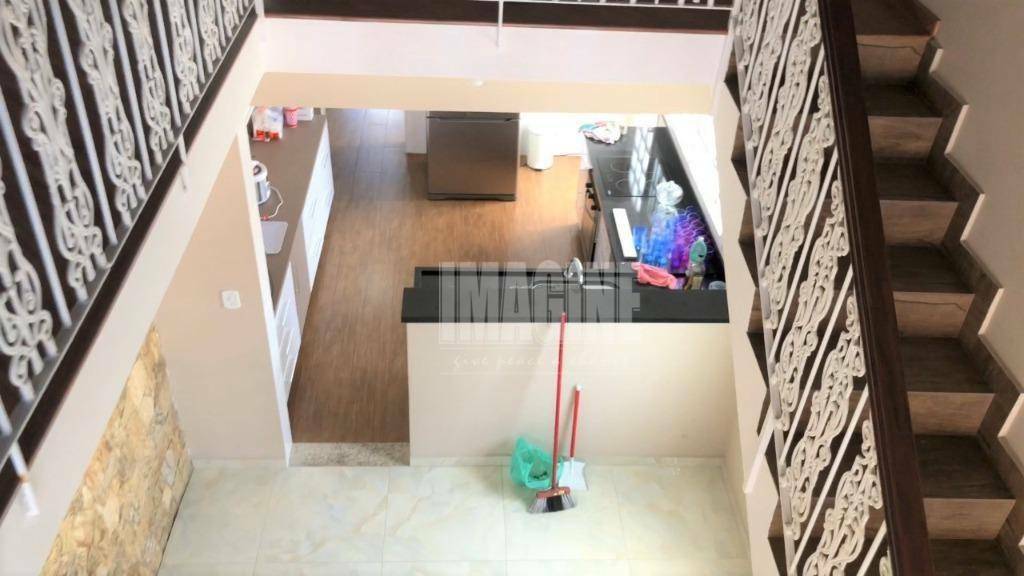 Sobrado à venda com 5 quartos, 224m² - Foto 4