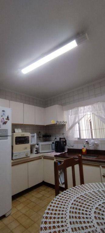 Sobrado à venda com 3 quartos, 134m² - Foto 7