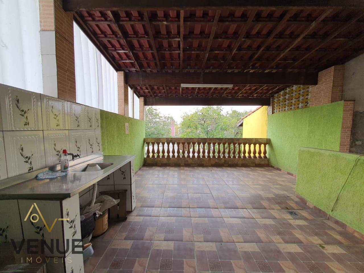 Sobrado à venda com 4 quartos, 215m² - Foto 4