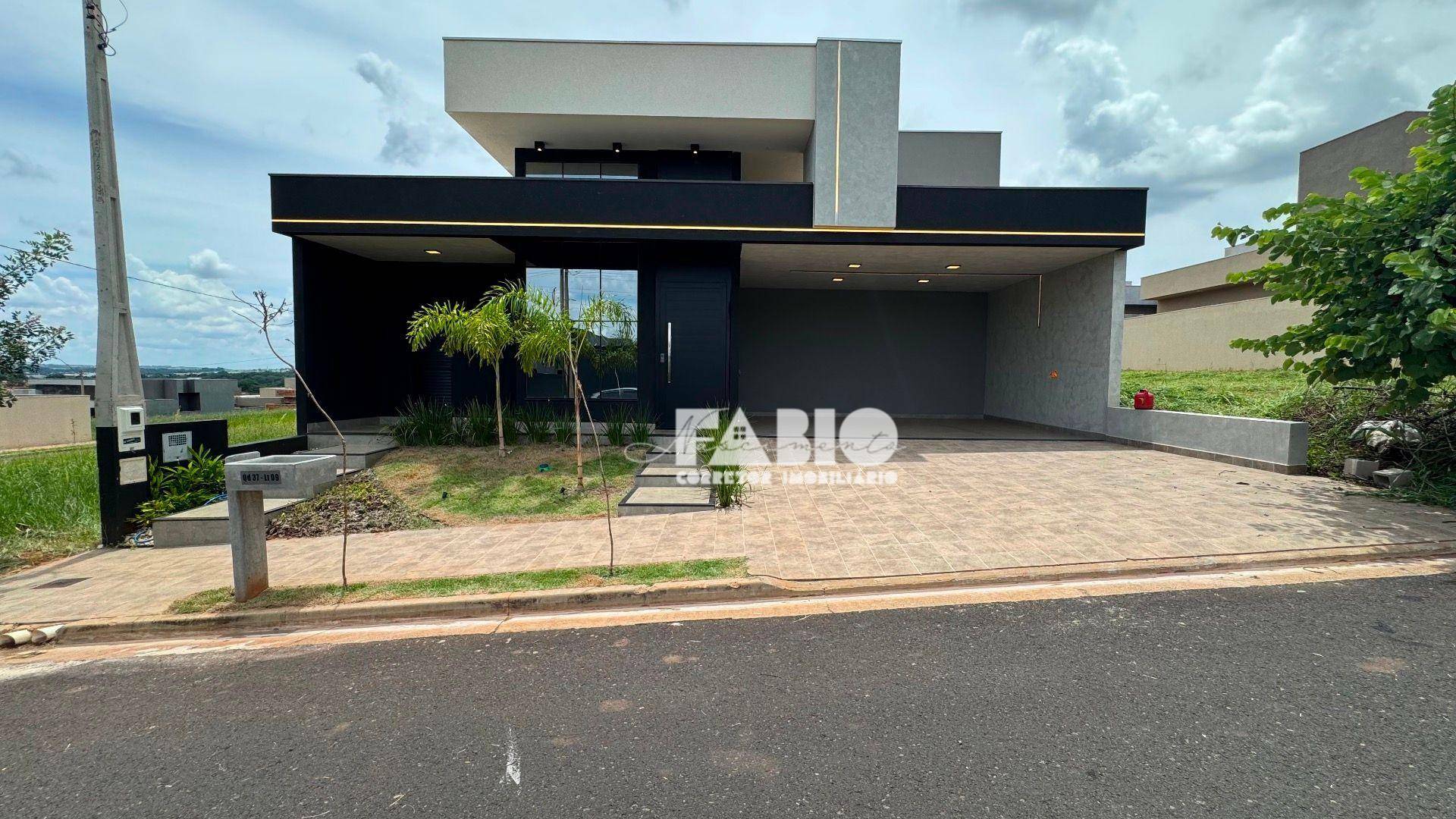 Casa de Condomínio à venda com 3 quartos, 186m² - Foto 1