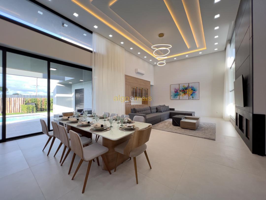 Casa de Condomínio à venda com 4 quartos, 268m² - Foto 11