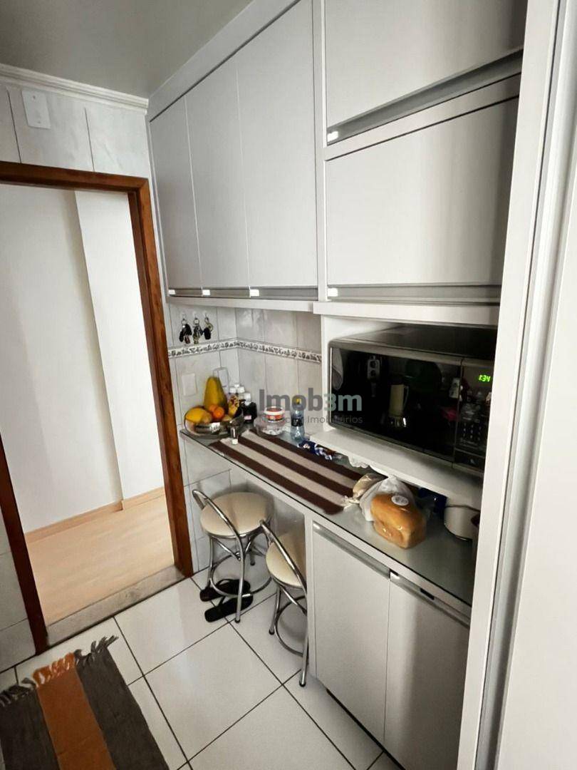 Apartamento à venda com 3 quartos, 70m² - Foto 5