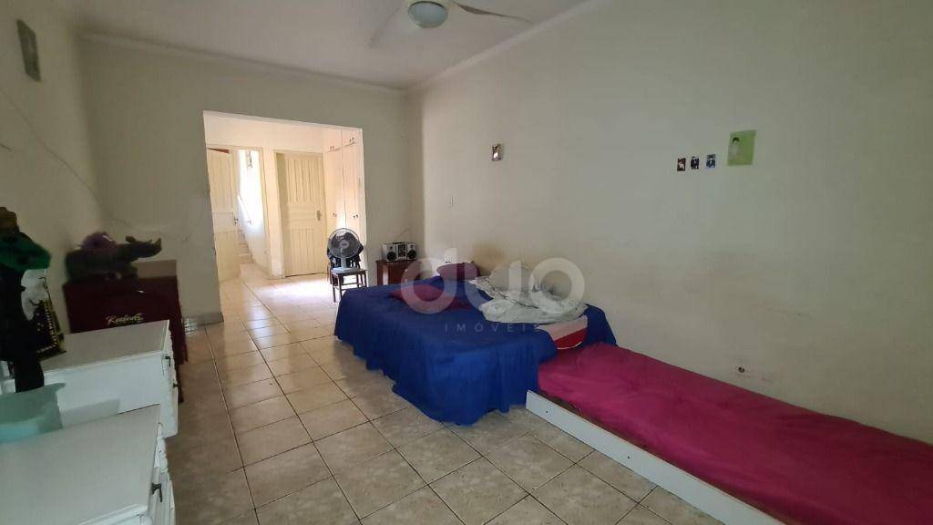 Casa à venda com 3 quartos, 200m² - Foto 11