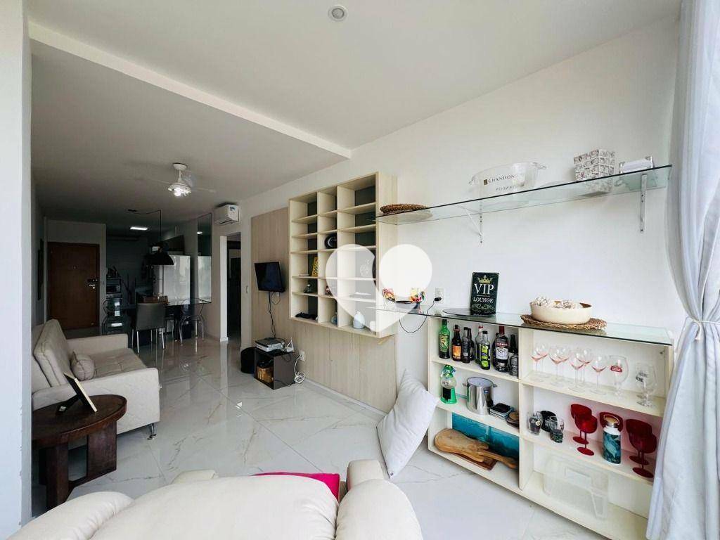 Apartamento à venda com 2 quartos, 63m² - Foto 8