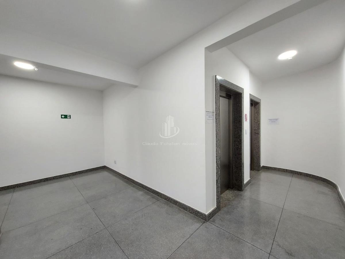 Apartamento à venda com 3 quartos, 125m² - Foto 18