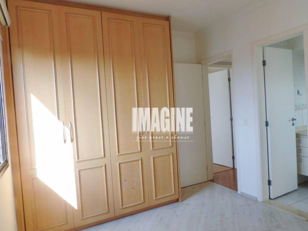 Apartamento à venda com 4 quartos, 170m² - Foto 4