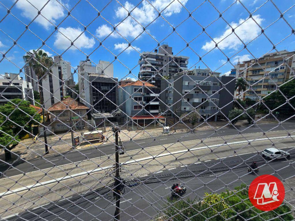 Apartamento para alugar com 2 quartos, 94m² - Foto 3