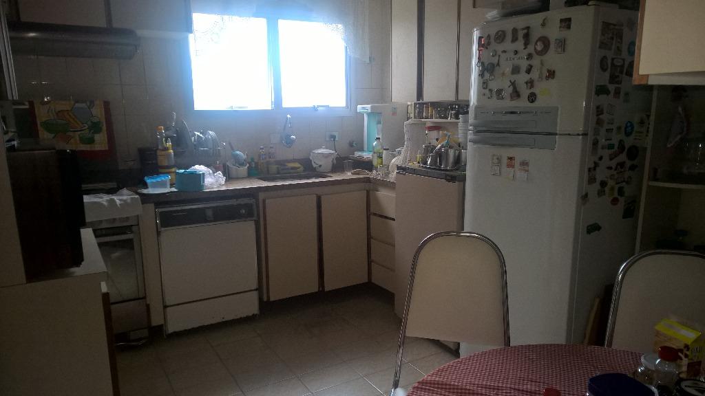 Apartamento à venda com 4 quartos, 167m² - Foto 8