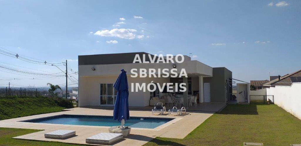 Casa de Condomínio à venda com 4 quartos, 278m² - Foto 2