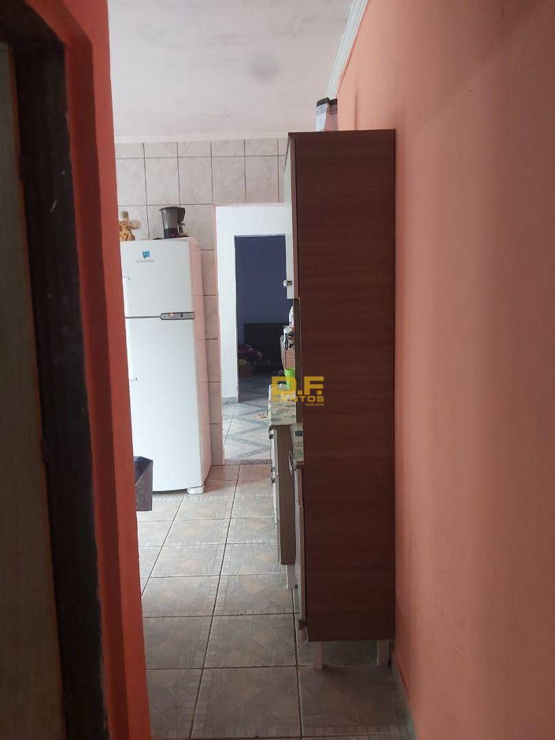 Casa à venda com 2 quartos, 91m² - Foto 2