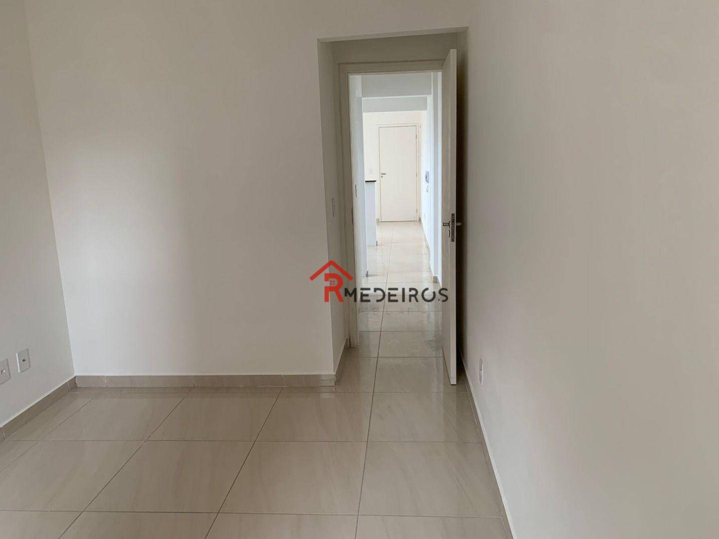 Apartamento à venda com 1 quarto, 41m² - Foto 11