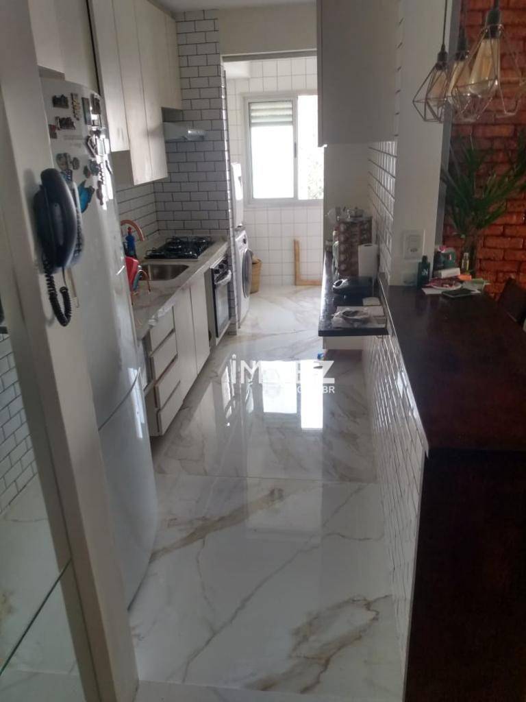 Apartamento à venda com 3 quartos, 68m² - Foto 3