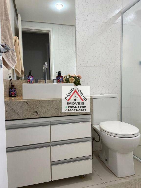 Apartamento à venda com 2 quartos, 66m² - Foto 42