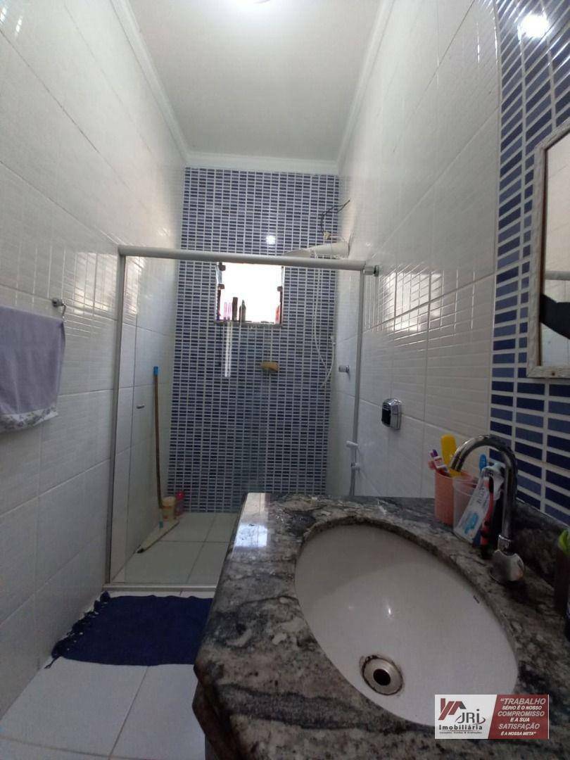 Casa à venda com 3 quartos, 250M2 - Foto 11