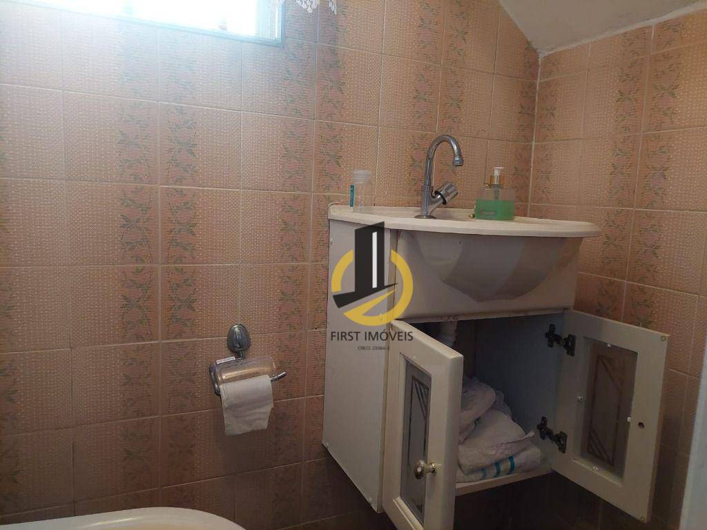 Casa à venda com 4 quartos, 194m² - Foto 20