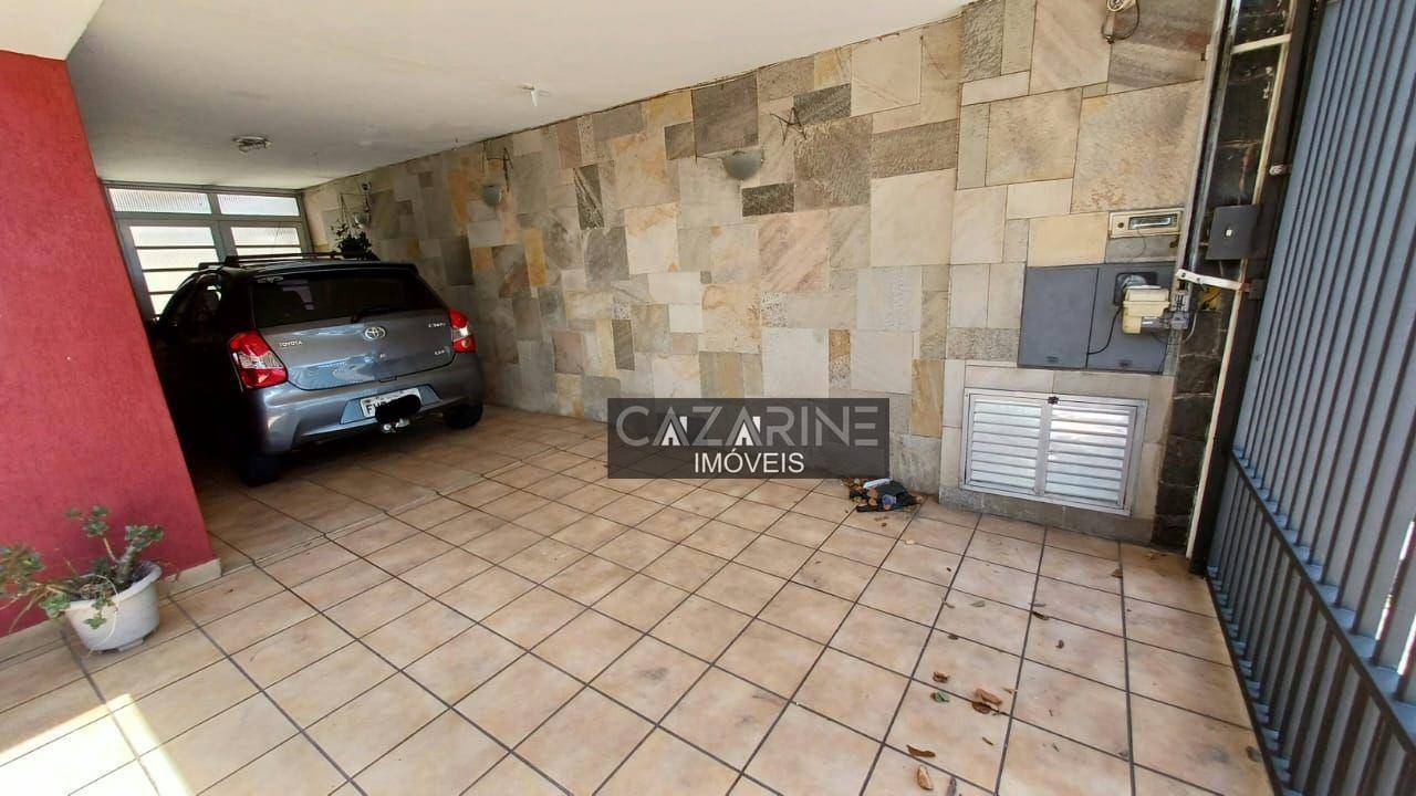 Casa à venda e aluguel com 3 quartos, 178m² - Foto 15