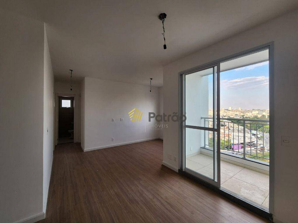 Apartamento à venda com 2 quartos, 69m² - Foto 2